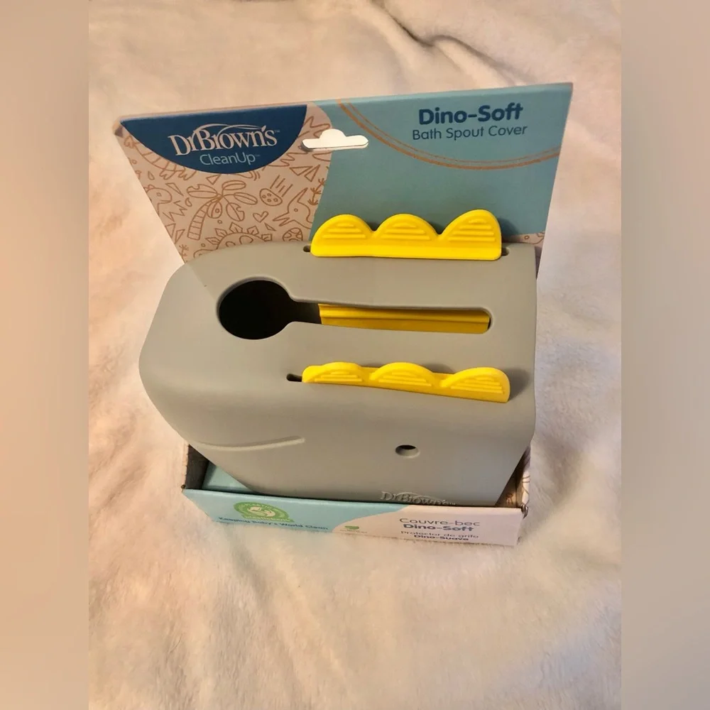 New Dr. Brown’s CleanUp Dino-Soft Baby Bath Spout Cover new in the box